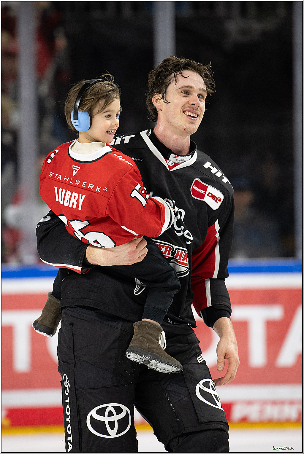 PENNY DEL; Koelner Haie-Duesseldorfer EG ; Koeln, 16.02.2025